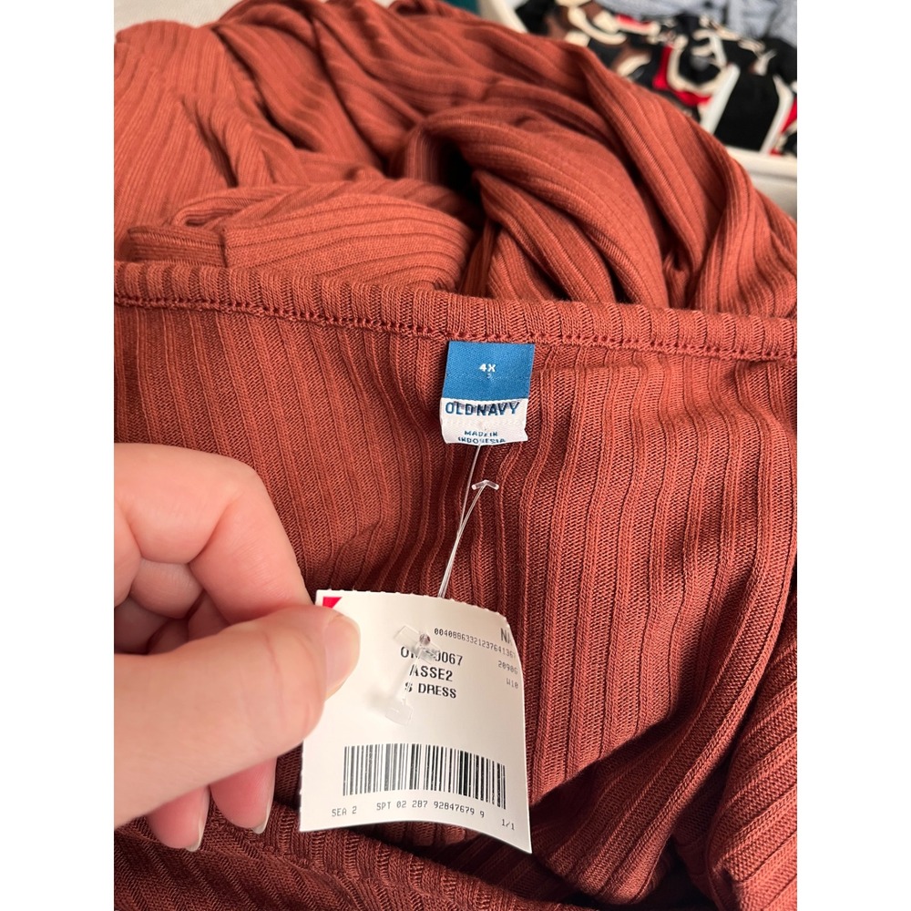 Old Navy Womens 4X Rust Ribbed Knit Long Sleeve Scoop Neck Swing Dress NWT - Picture 2 of 4